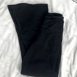 Hollister Flare leggings, never worn, great condition, Women’s XS